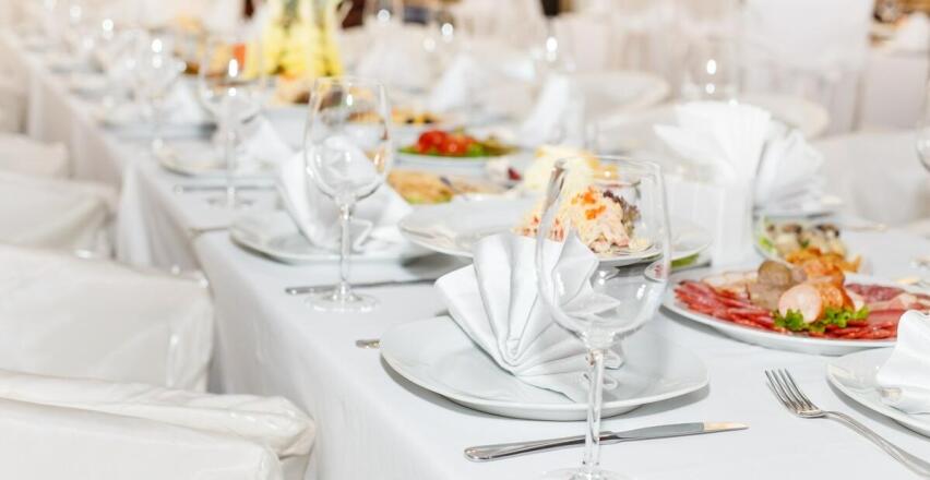 Organizacja imprez i usługi gastronomiczne w Piaskach